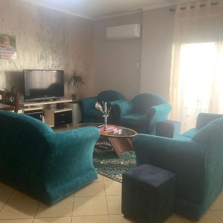 Guest House Fier Esterno foto
