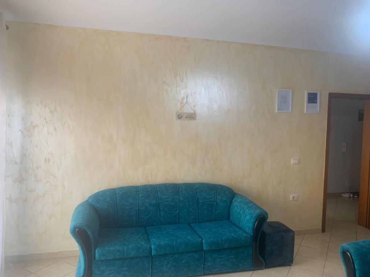 Guest House Fier Esterno foto